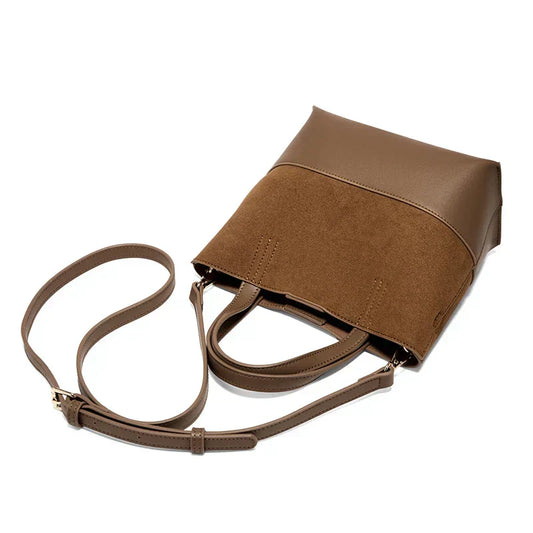 Bolsa Feminine Hand  de Couro