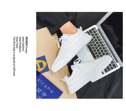 Tênis de Couro  Casual Tendência