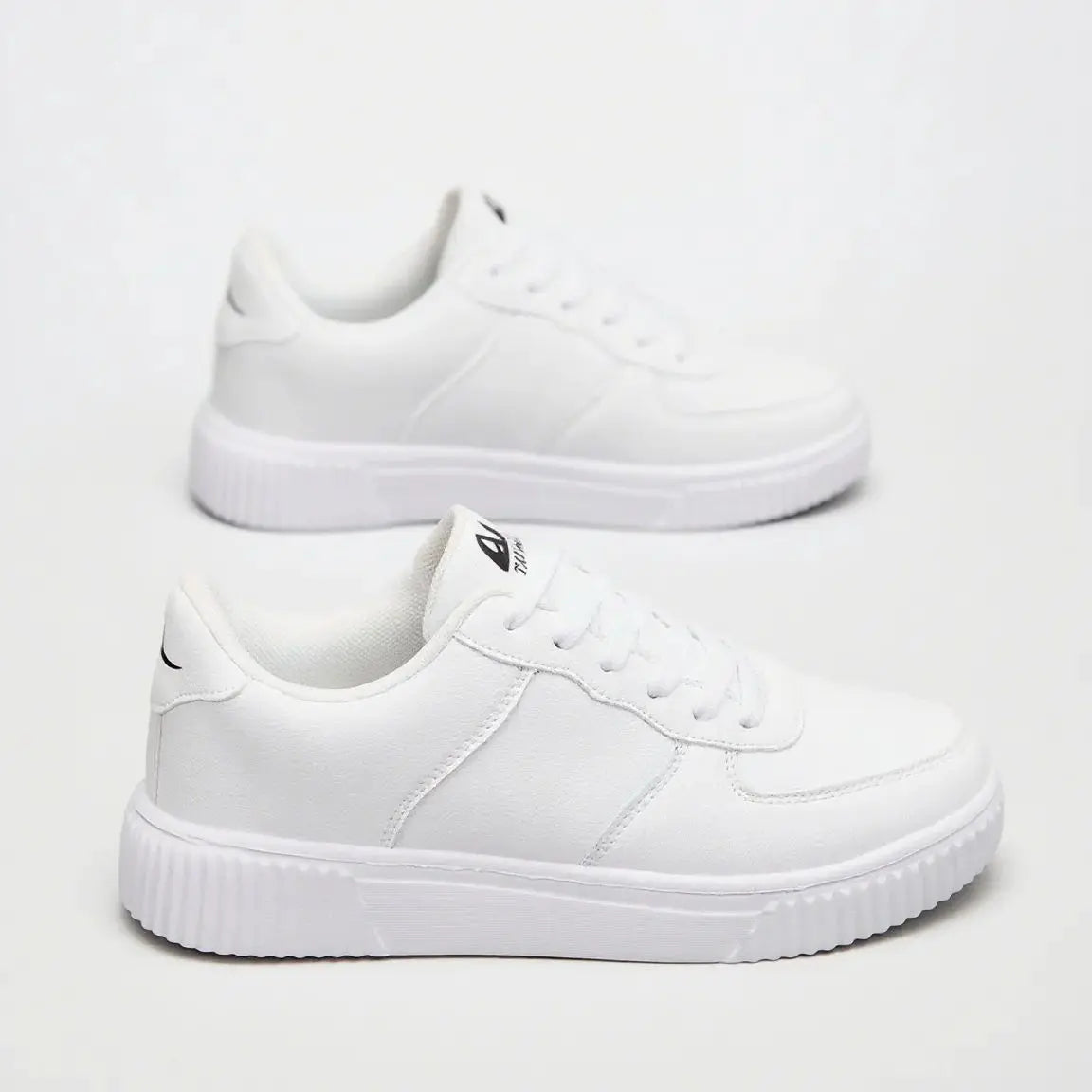 Tênis de Couro Casual conforto