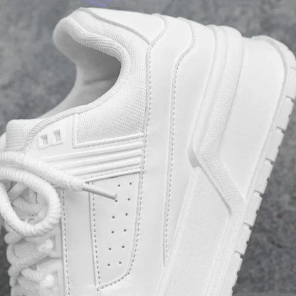 Tênis Masculino de Couro Hype