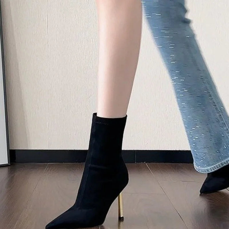 Bota Bico Pontiagudo Estiletto