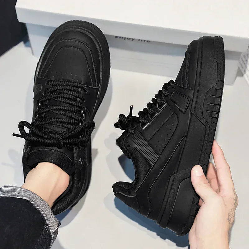 Tênis Masculino de Couro Hype