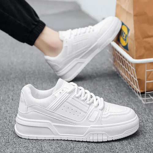 Tênis Masculino de Couro Hype