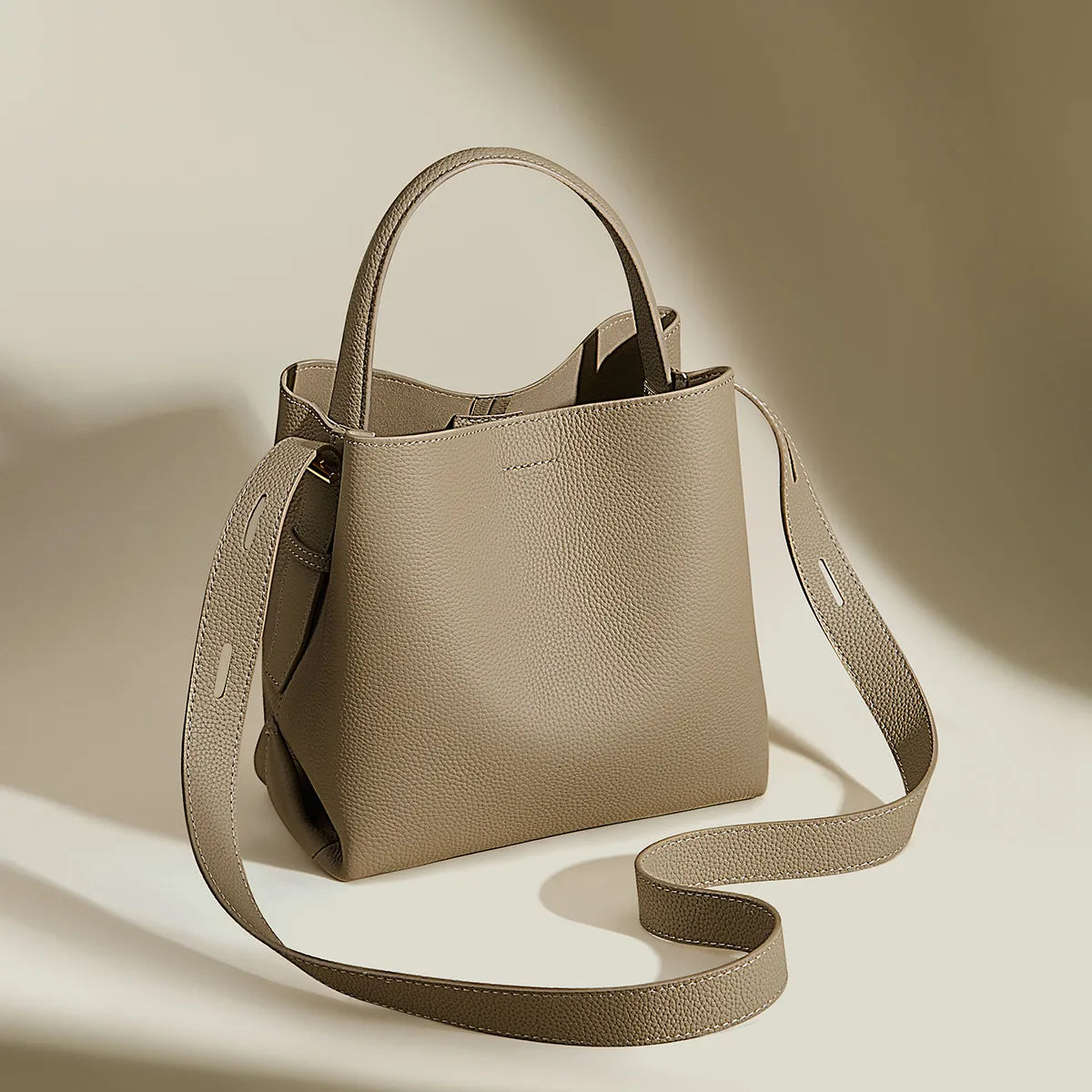 Bolsa Genuine Tote Bucket Bag