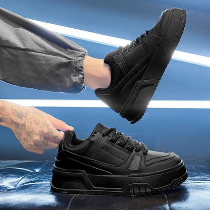 Tênis Masculino de Couro Hype