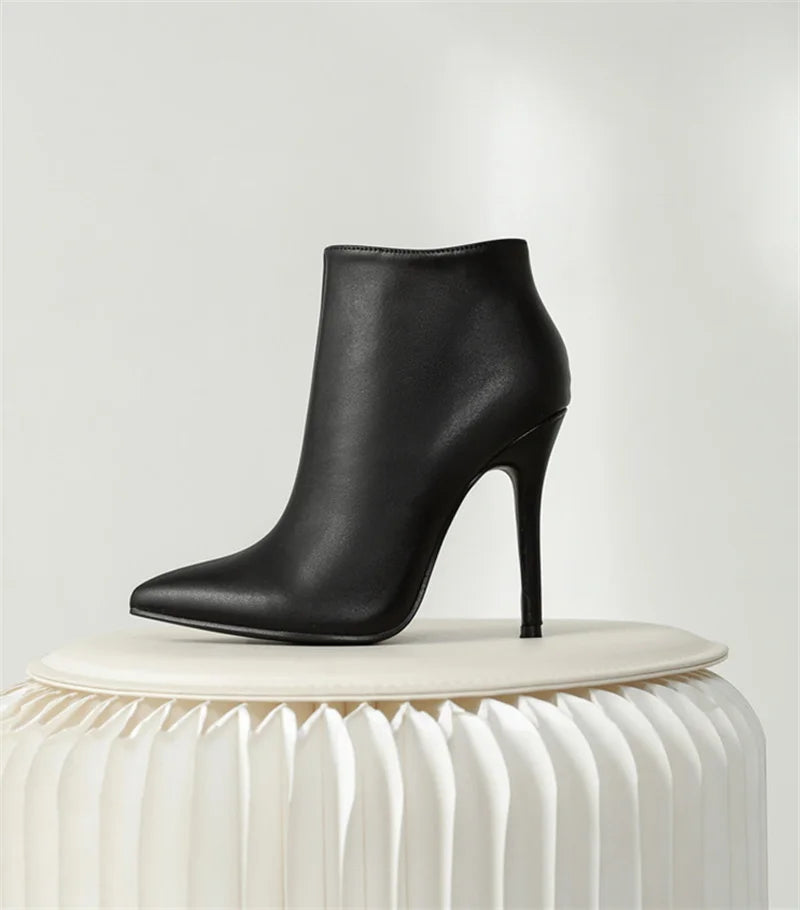 Bota de Couro PU - Salto alto