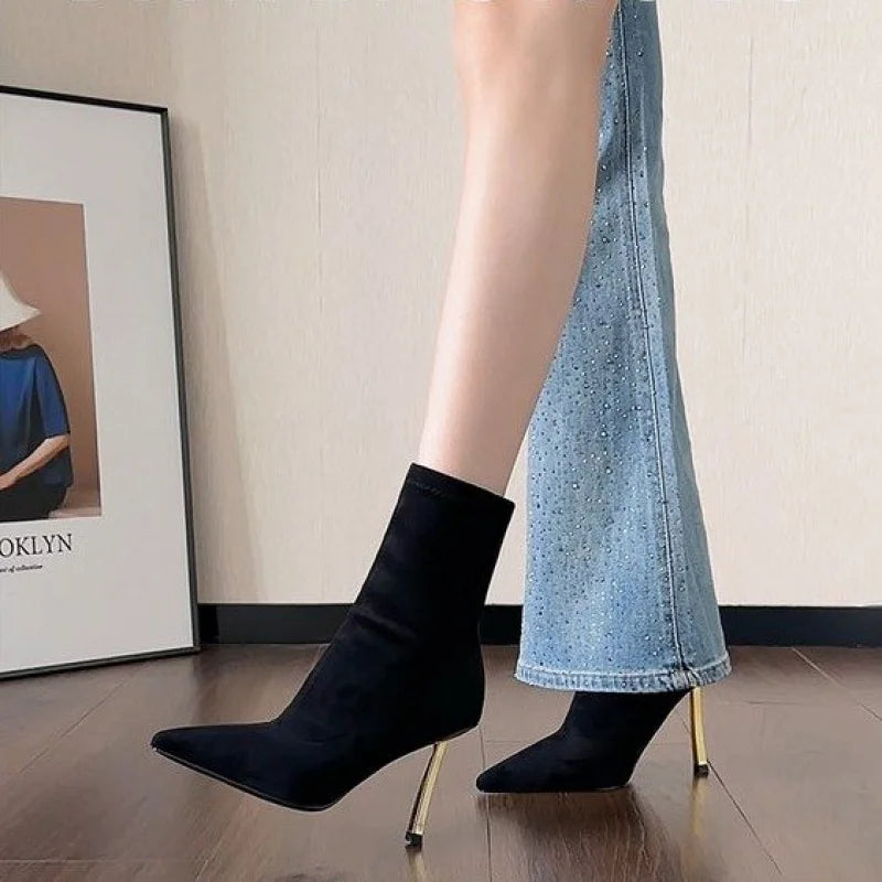 Bota Bico Pontiagudo Estiletto